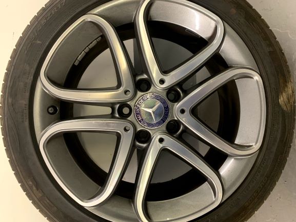mercedes alloy wheel colour change