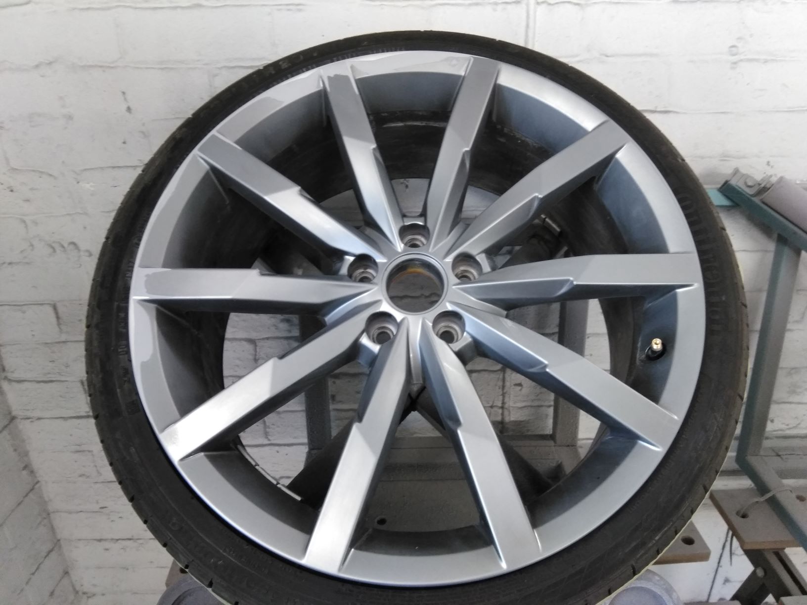 vw antracite alloy wheel repair prepared