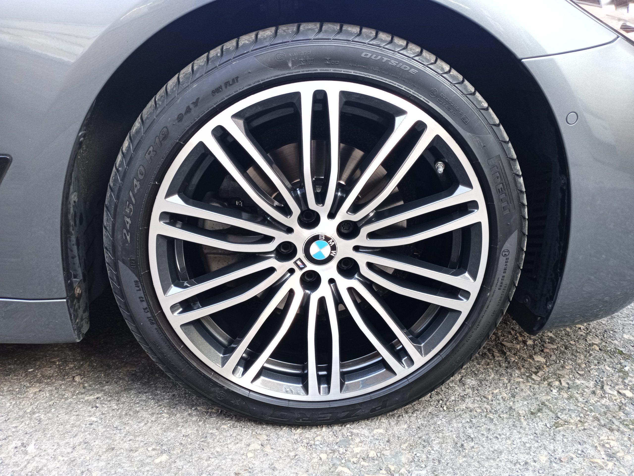 BMW diamond cut alloy wheel repair wakefield after